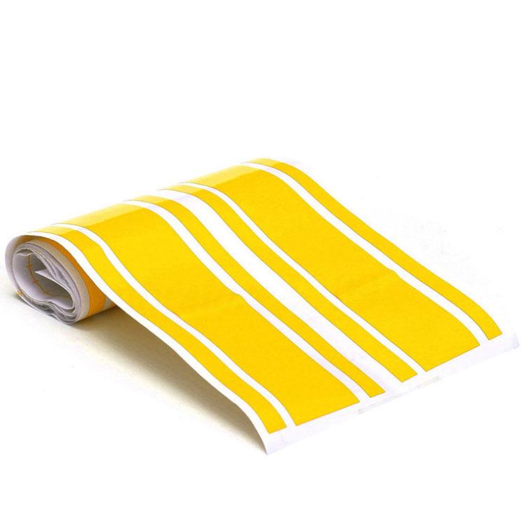 Наклейки на капот и кузов автомобиля Racing Stripes