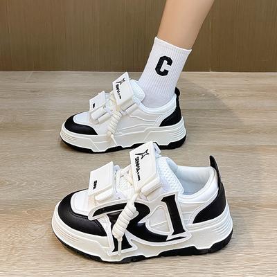 Женская обувь – Кроссовки