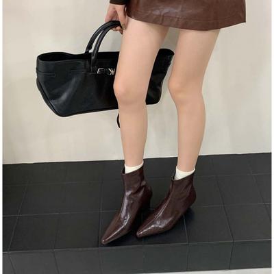 Остроносые короткие ботинки женские новые 2025 осенне-зимние ботинки тонкие ботинки танкетка женские ботинки французский низкий каблук короткие ботинки ботинки Мартин