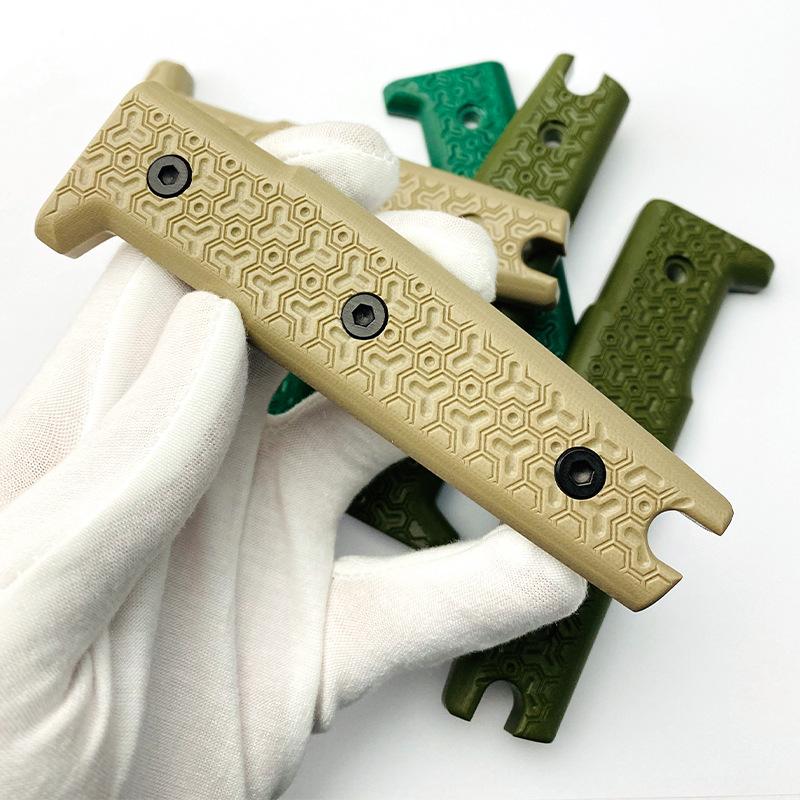 1 Pair Composite G10 Knife Handle Patch Material DIY Manual Knife Handle Material Accessories with Screws Finished Knife Handle