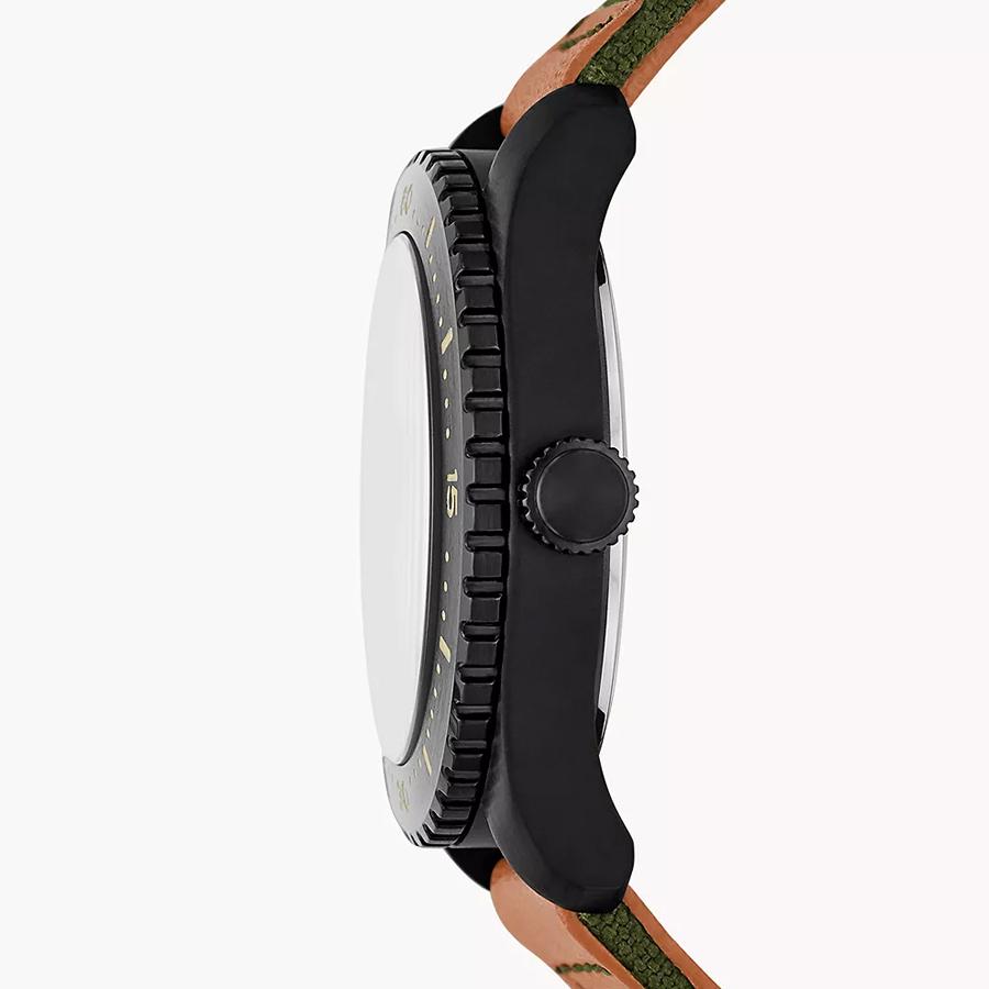 Fossil Лимитированная серия часов на солнечной энергии из оливковой кожи и денима LE1136