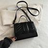 2024 New Style Spring Shoulder Bag Chic Chain Crossbody Bag Simple Personality Handbag Women's Bag