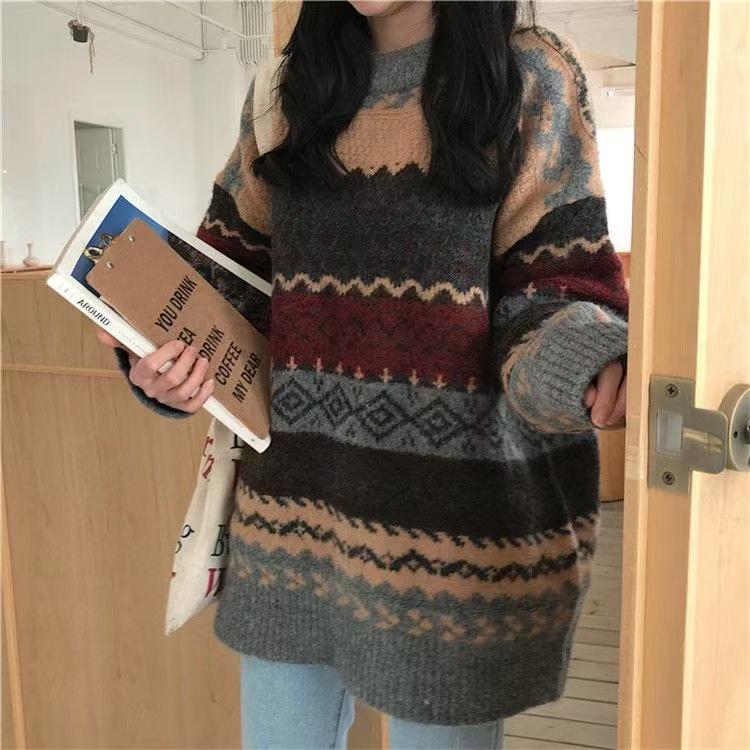 Round Neck Pullover Sweater for Women Autumn and Winter Loose Long Sleeved Knitted Sweater Jacket