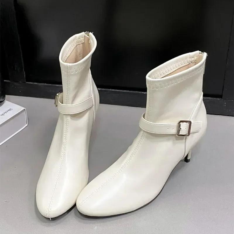 Модные роскошные мягкие кожаные ботильоны женские 2025 модные туфли на тонком высоком каблуке с круглым носком для женщин с застежкой-молнией на ремне и пряжкой дизайнерские эластичные ботинки