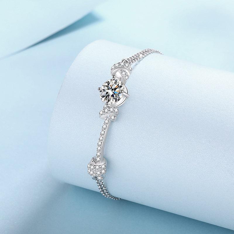 High Quality S925 Sterling Silver Platinum Plated Moissanite Bracelet for Women 2023 New Niche Design Popular Gift