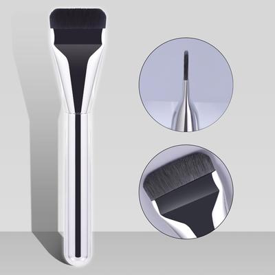 Кисть Nongying Single-Head Foundation & Concealer Brush – неабсорбирующий косметический инструмент