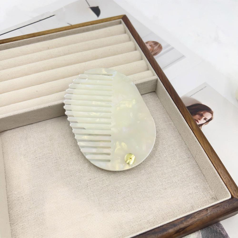 Mini Makeup Mirror multifunctional Skin Care Tools Simple Hair comb Travel