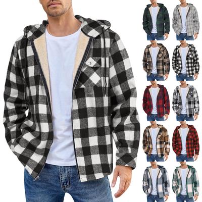 Мужская клетчатая рубашка на стеганой подкладке на пуговицах с бархатной теплой курткой с капюшоном