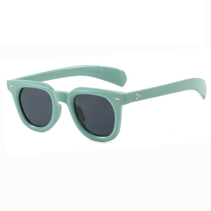 Винтажные квадратные солнцезащитные очки для мужчин и женщин, модные, защита UV400, увеличенные, с заклепками, прямоугольные, для вождения