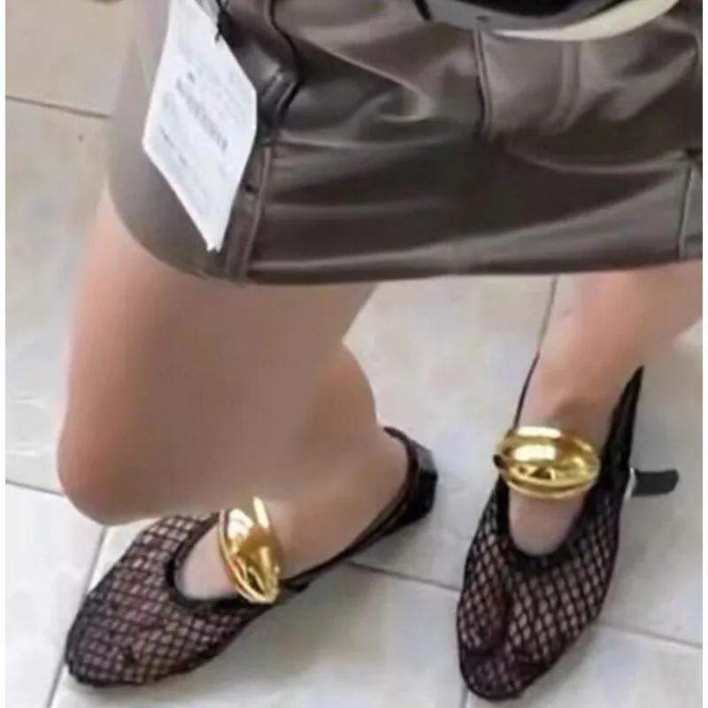 2024 Mesh Cutout Shoes Mesh Mesh Breathable Summer Walking Shoes for Women Luxury Slip-on Flats for Women