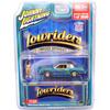 JOHNNY LIGHTNING Масштаб 1/64 LOW RIDERS 1978 CHEVY MONTE CARLO С ФИГУРКОЙ - MiJo Лимитированное Издание