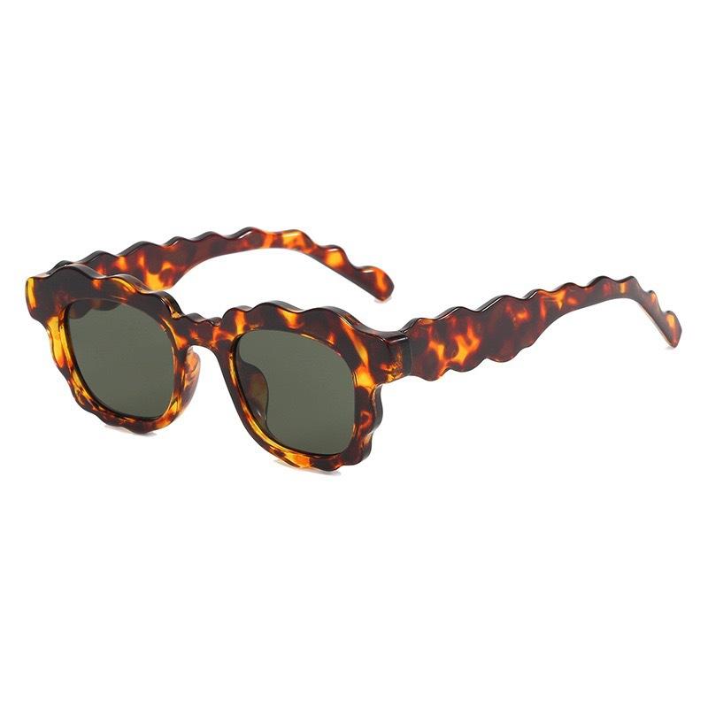 Sunglasses Women'S Personality Wavy Pattern Design Simple Fashion Street Shot Concave Shape Uv Protection Sunglasses