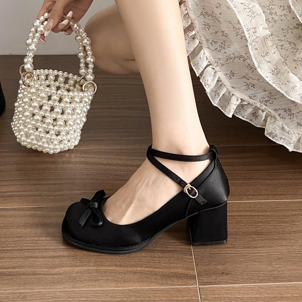 Лето 2025 Новые женские туфли Мэри Джейн во французском стиле с перекрещенными ремешками и толстым каблуком, с цветочной вышивкой и низким вырезом, элегантная кожа