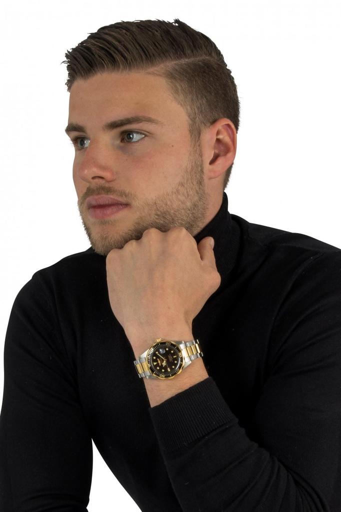 Часы Pro Diver Quartz Корпус из стали, золота, ремешок из нержавеющей стали, черный циферблат 8934, серебро [Invicta] 37,5 мм, мужские [Товар]