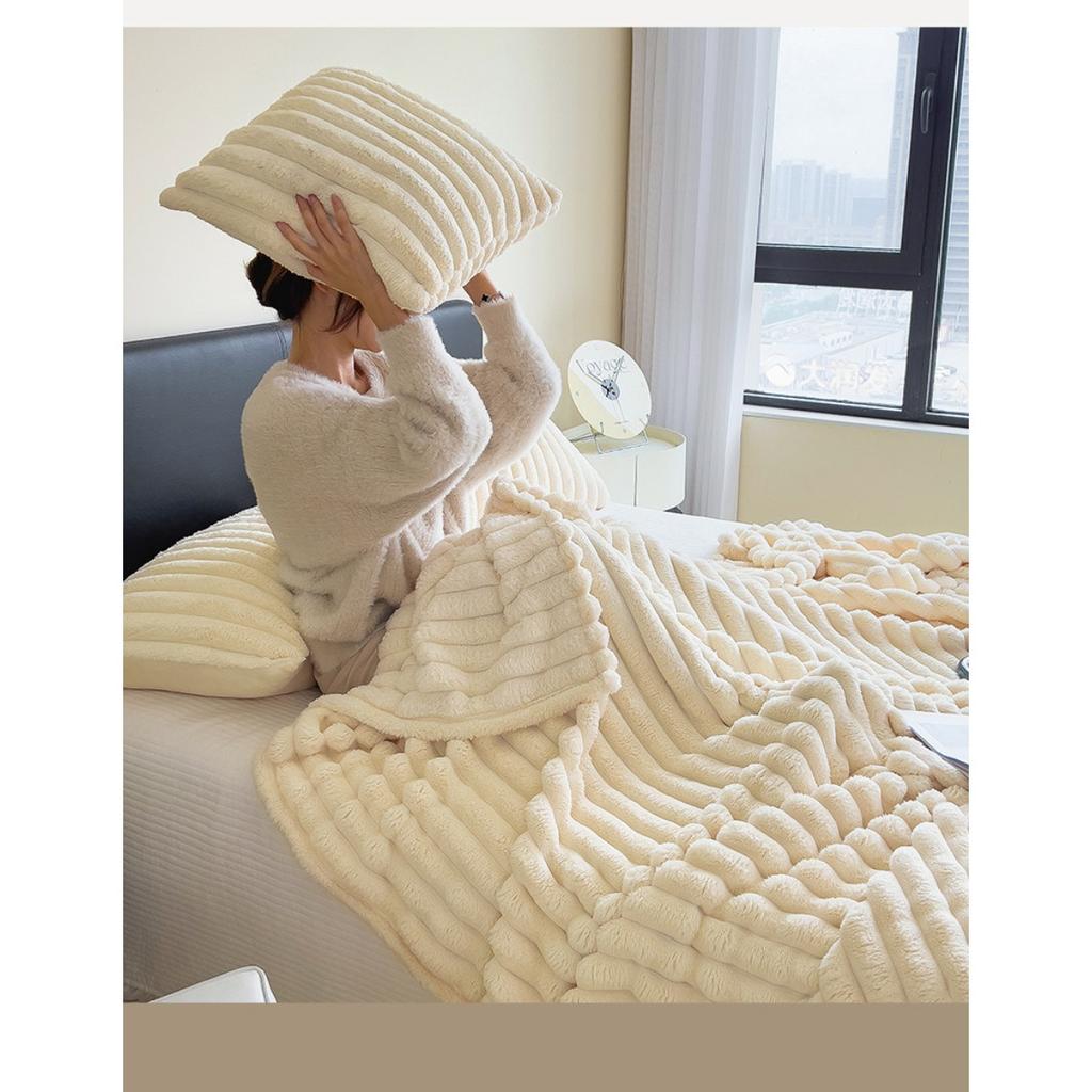 Rabbit Hair Velvet Blanket, Flannel Blanket, Thickened Coral Velvet Blanket, Office Nap Blanket, Light Luxury Air Conditioning Blanket