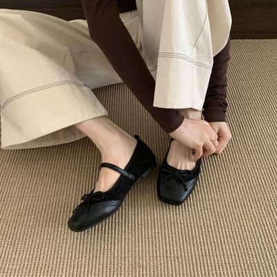 Французские ретро туфли-лодочки с гравированным бантом, с неглубоким вырезом, женские, новинка 2025, фея Maillard с юбкой, туфли Мэри Джейн