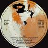 7-дюймовая пластинка CHARLES AZNAVOUR She BAR26 Barclay 1974 UK Саундтреки Мюзиклы Б/у