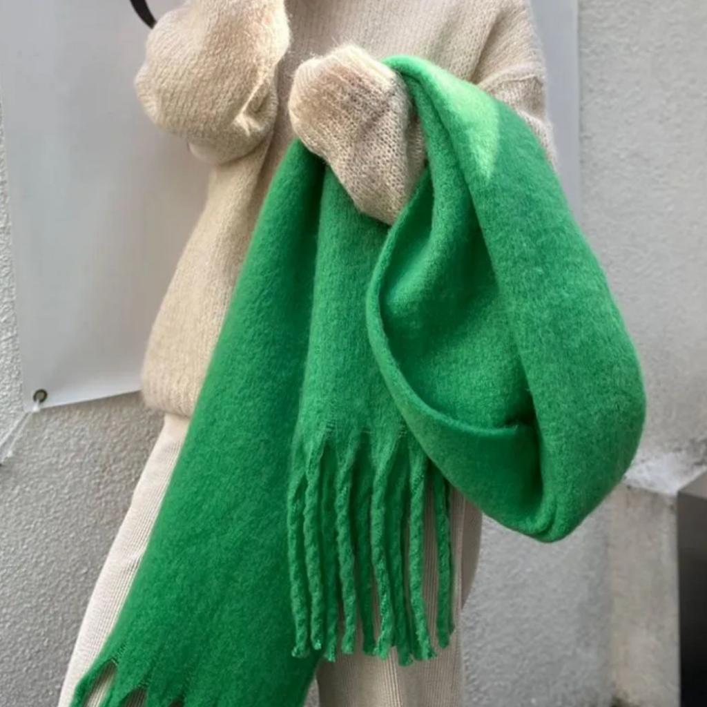 Women's Elegant Chunky Knit Shawl Scarf - Super Warm Windproof & Chunky Winter Accessory White - Perfect for Fall & Winter Fashion