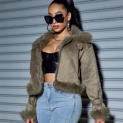 Женская короткая куртка из искусственной замши на осень и зиму. Байкерская одежда.