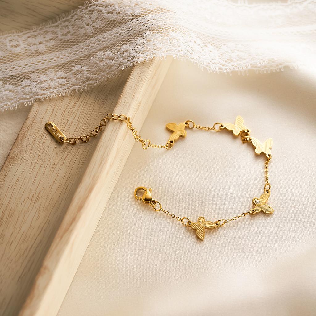 Sweet Exquisite Butterfly Charm Bracelet for Woman Girls Stainless Steel Gold Color Adjustable Chains Zircon Gifts Wholesale
