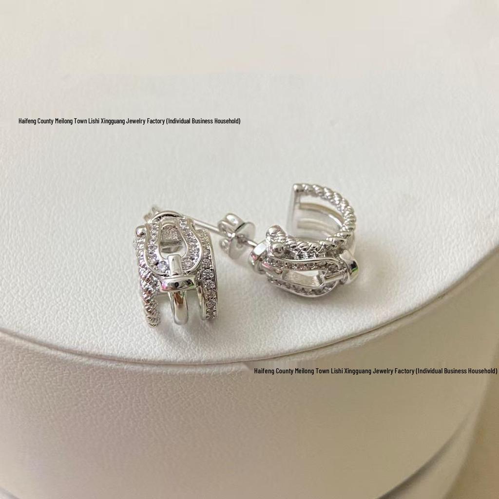 Европейские и американские трансграничные серьги-гвоздики подкова из крученой веревки - Высокая версия, дизайн для светских мероприятий