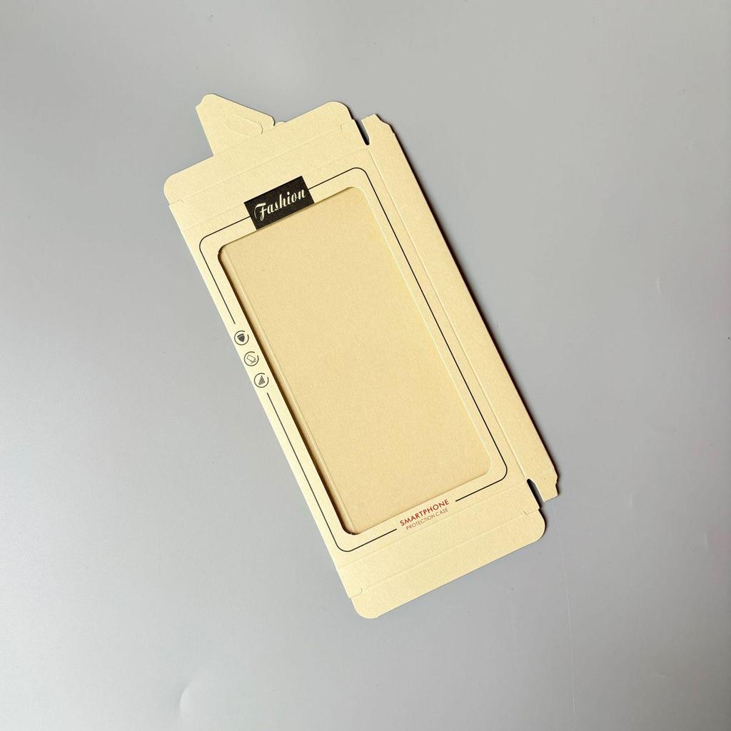 Коробка из крафт-бумаги для чехла Apple - Универсальная защитная упаковка