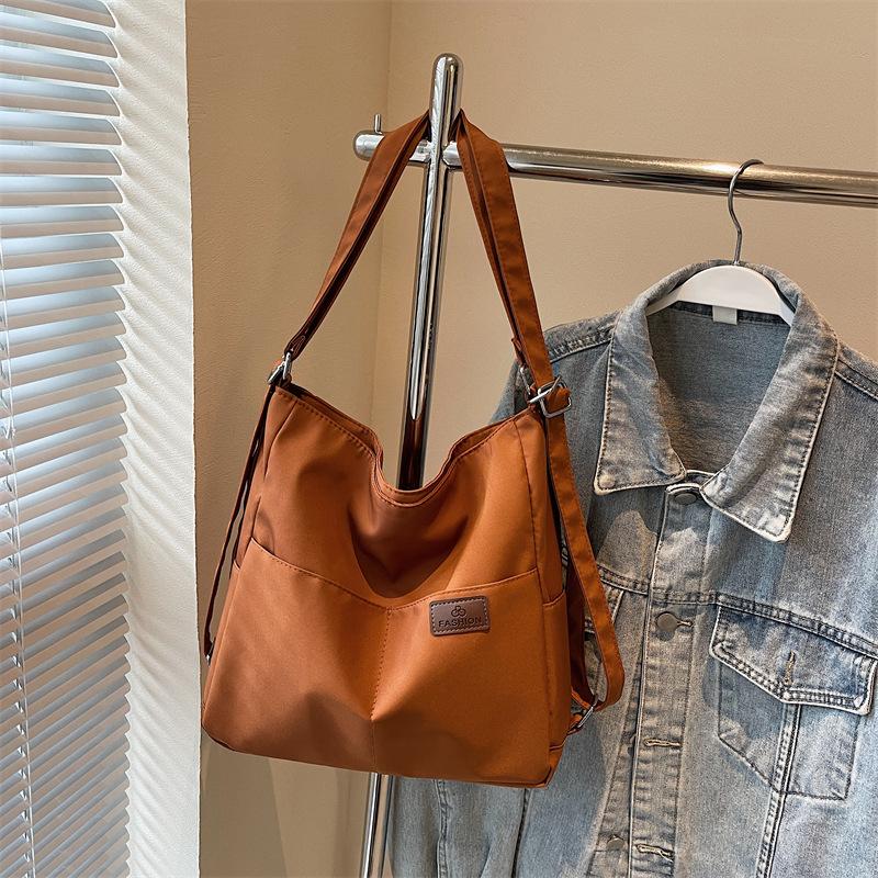 Повседневный наплечный рюкзак из ткани, текстурная сумка большой вместимости, женская новая парусиновая осенне-зимняя сумка-тоут для поездок на работу 2025