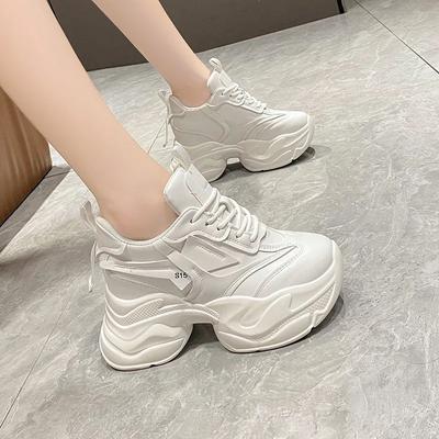 Весенняя женская обувь Новые кроссовки на толстой подошве с увеличением высоты 10 см Повседневные кроссовки Удобная спортивная обувь для бега Осень