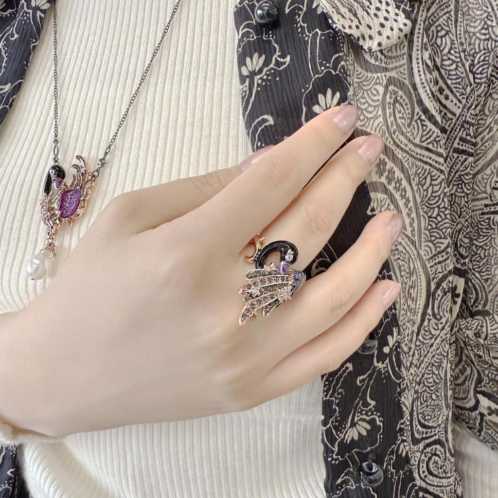 Black Swan Motif Ring SAMR0785L XD [Anna Sui]