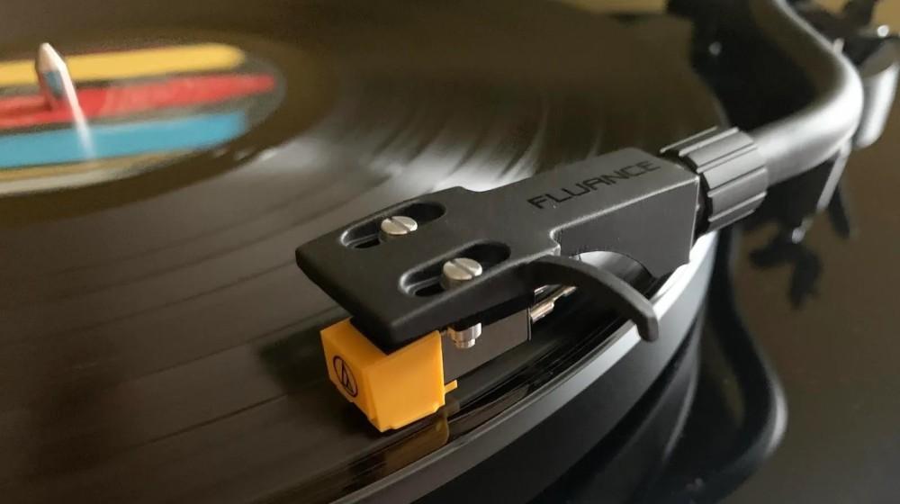 Audio-Technica AUDIO TECHNICA AT91 Turntable Cartridge Set + Needle Brush, AUDIO-TECHNICA