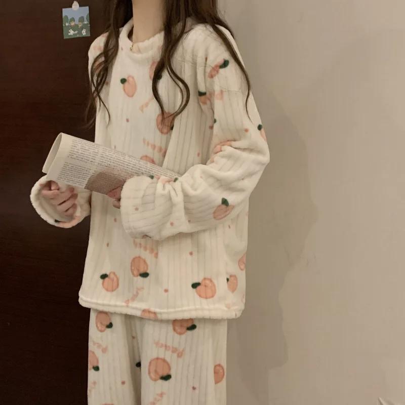 Padded and Thickened Warm Flannel Women Pajamas Loungewear Winter Peach Sleepwear Homewear Coral Velvet Two-Piece Set Nightwear
