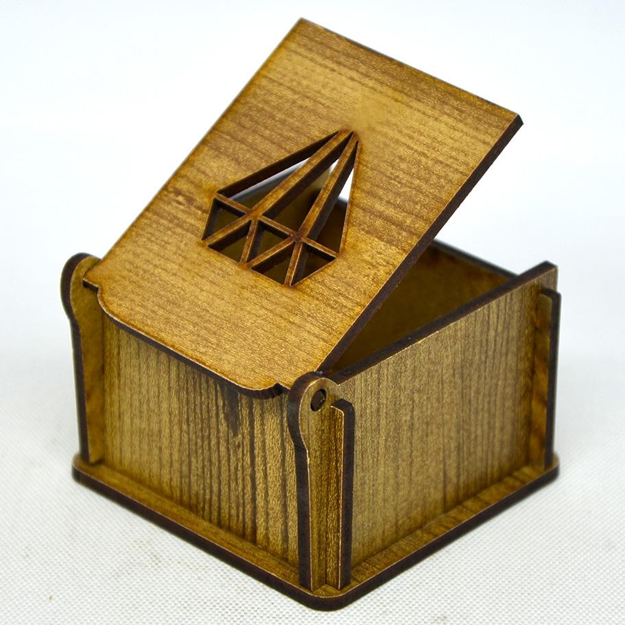 Подарочная коробка