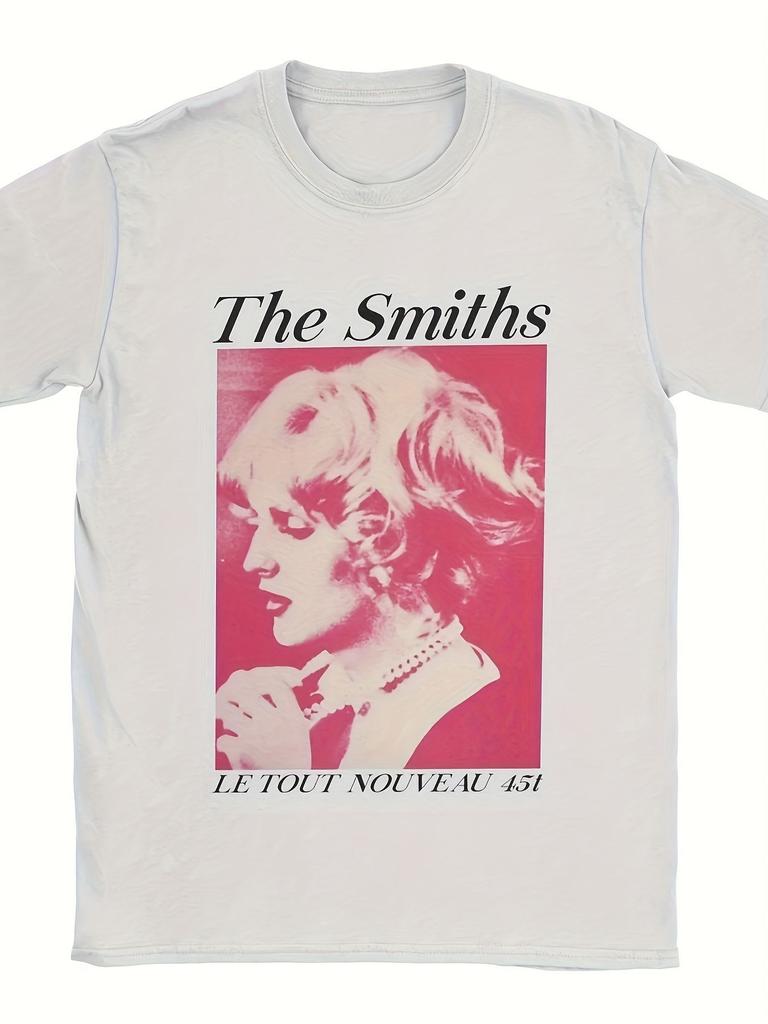 Ретро-принт Свободная футболка в тематике британской рок-группы The Smiths. Доступна для унисекс и женской модели. Помогает визуально стройнить фигуру