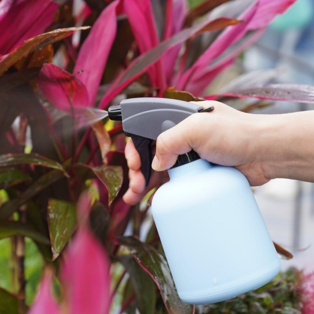 600ml Watering Can Leakproof Garden Sprayer Garden Tool Plant Spray Bottle Car Wash