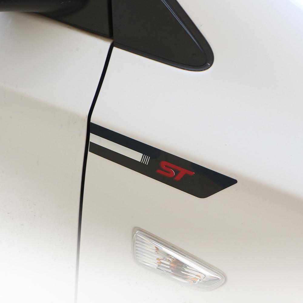 AHYU6 2Pcs Car Accessory Side Doors Blade Car Stickers for Ford Taurus Kuga Fiesta Focus Mondeo Escape St Vignale