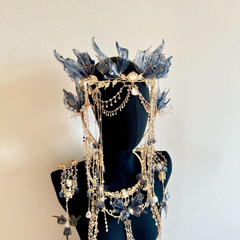 Ancient Xianxia Blue and Black Hanfu Hairpin and Gold Tassel Crown Set for Film and Photography