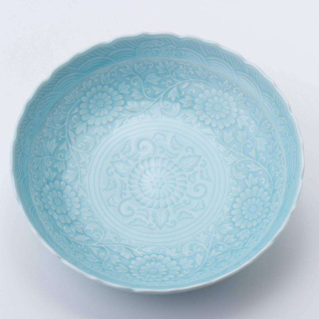 Nishikai Pottery Arita Ware Blue and White Porcelain Kikyobuchi Mori Bowl Diameter Presentation 31753 26.5cm (Includes Box)