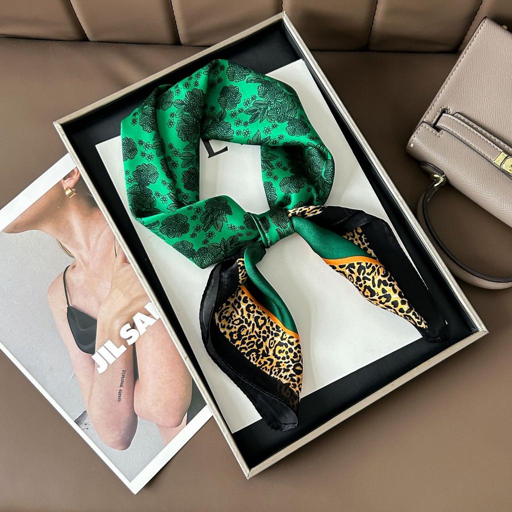 Шелковый шарф женский модный универсальный высокий смысл 70 квадратный шарф защита шеи шарф ретро шарф сумка