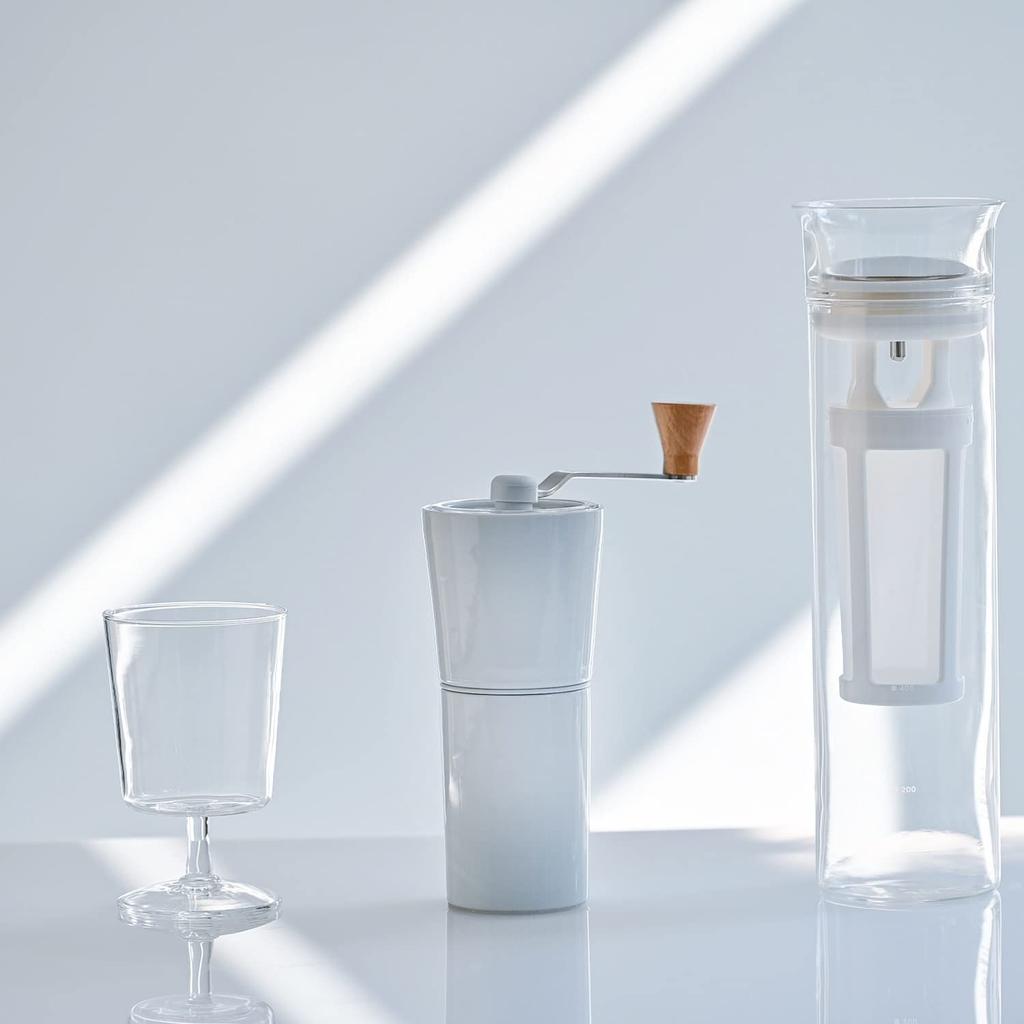 Hario Керамическая кофемолка молотый кофе 30 г белый Arita Ware Simple S-CCG-2-W