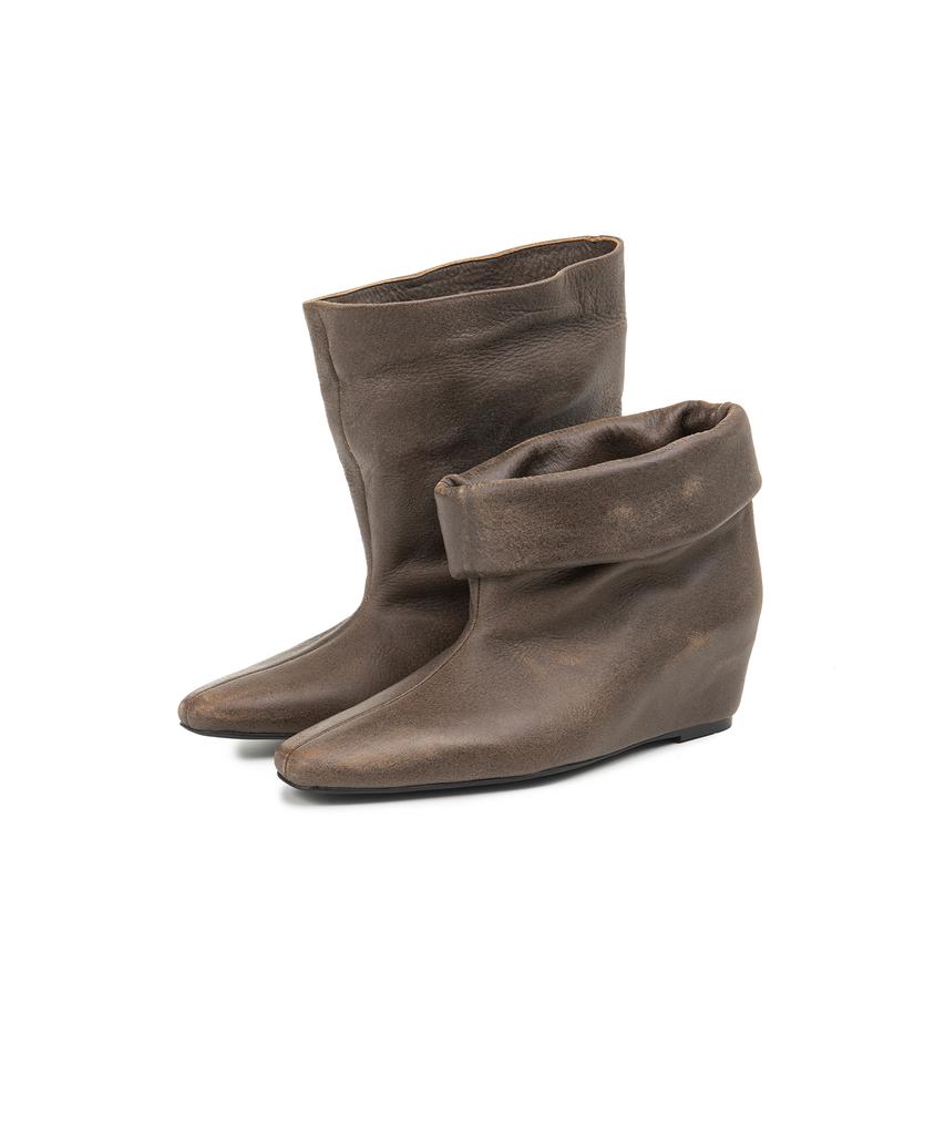 Osoi Cuff Boots [Hazy Brown]