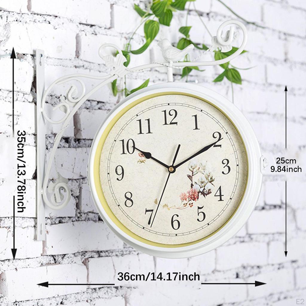 Двусторонние настенные часы Диаметр циферблата 10 дюймов Бесшумный декор Станционные Круглые для патио балкона