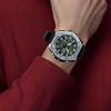 Casio СТАНДАРТНЫЕ Мужские кварцевые часы с водонепроницаемостью 100 м, ремешок из смолы, зеленый циферблат MWA-300H-3AV