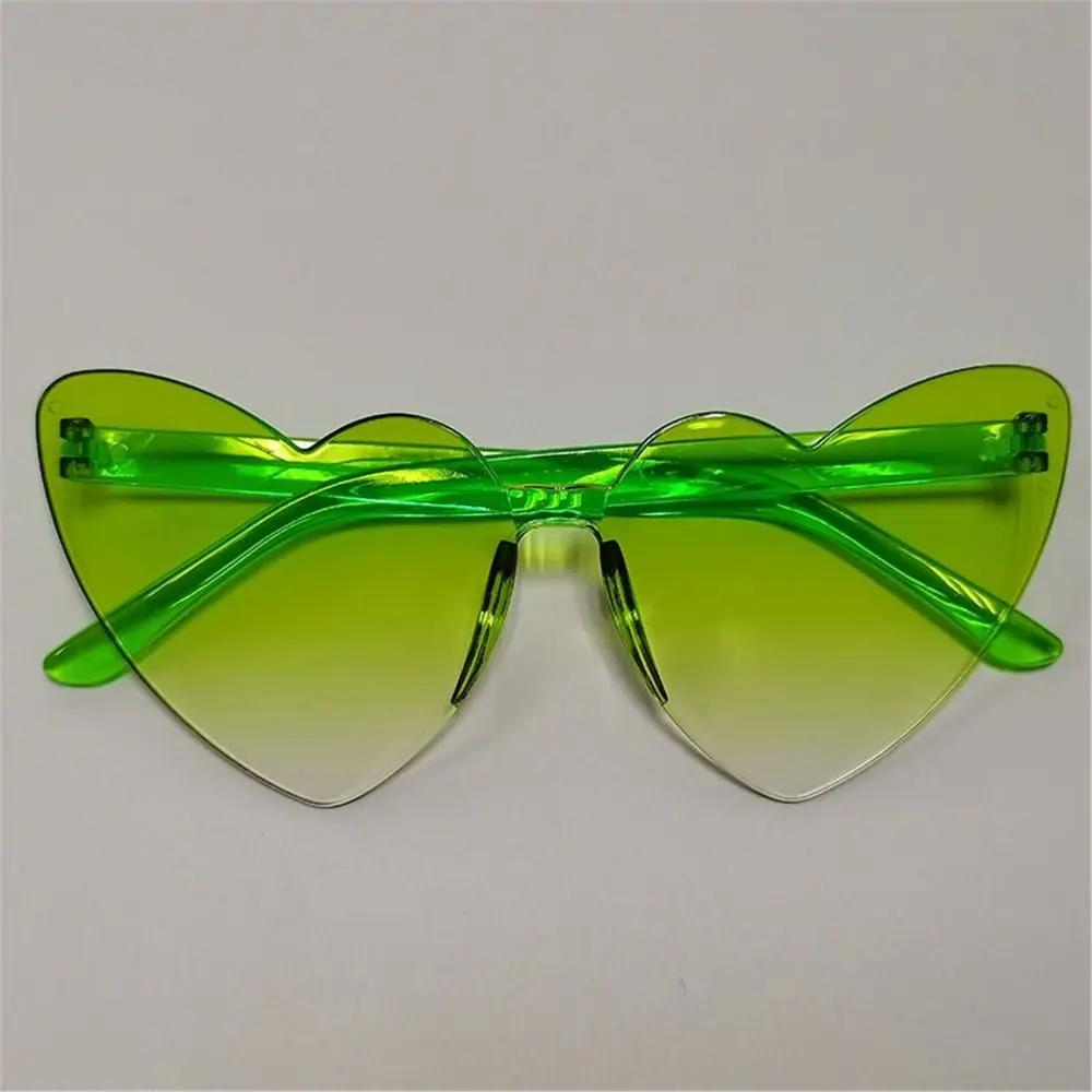 UV Protection Lightweight Comfortable Durable High Quality Multi Colored Lenses Female Male Sun Glasses Heart-shaped