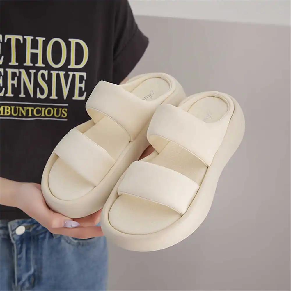 Fashion Floor Non-slip Sole Women Sneakers Summer Beach Women Sandals Shoes Slippers For Travel Sport Newest Tenise