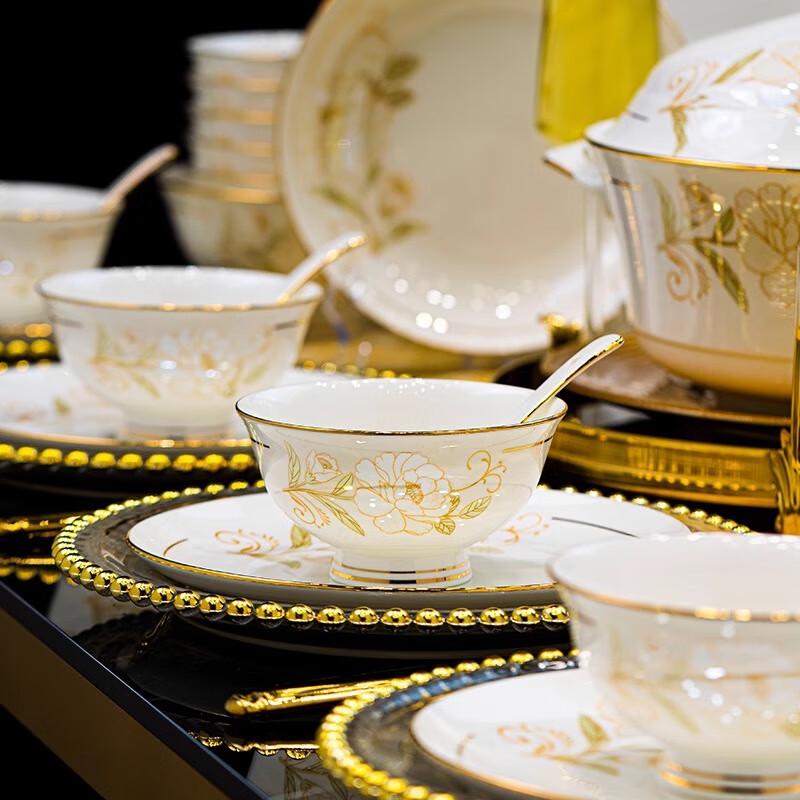 Керамические пиалы для риса на высокой ножке