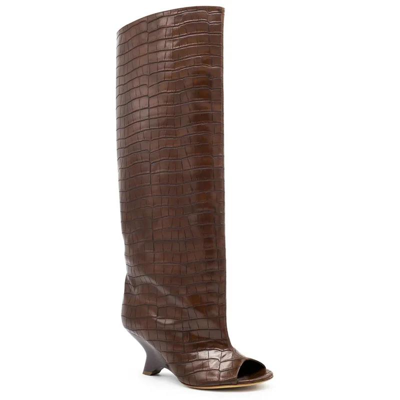 2025 Новые туфли с открытым носком, высокие летние сапоги до колена на толстом каблуке, женские сапоги, обувь большого размера, женские слипоны, необычный каблук, крутые сапоги