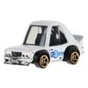 Hot Wheels Basic Car Mazda игрушечная мини-машинка для детей от 3 лет и старше, белая HXR23 RX-3
