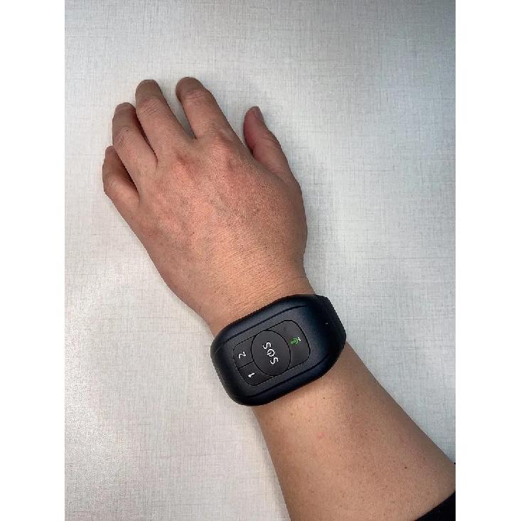 RF-V48 Waterproof 4G LTE GSM Elderly Child SOS Button Wristband Emergency Alarm GPS Tracking Heart Rate Blood Pressure Monitor
