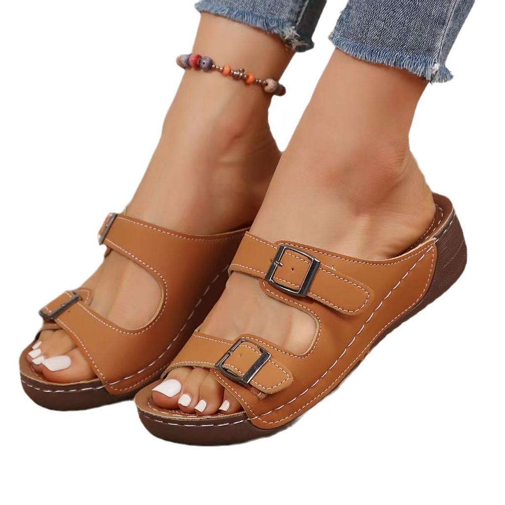 Летние новые шлепанцы на танкетке, двубортные с пряжкой, крутые шлепанцы, танкетка, толстая подошва, внешняя торговля, большой размер, женские пляжные шлепанцы