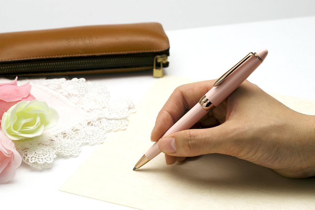 Шариковая ручка Sailor Fountain Pen Facine Pearl Pink на масляной основе 0,7 мм 16-0525-231